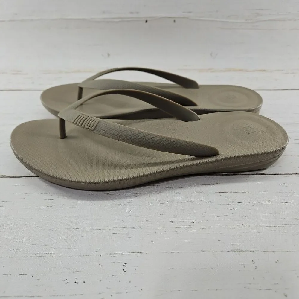 FitFlop Iqushion Mens 10 Timberwolf Beige Ergonomic Flip Flops‎ Rubber Sandal